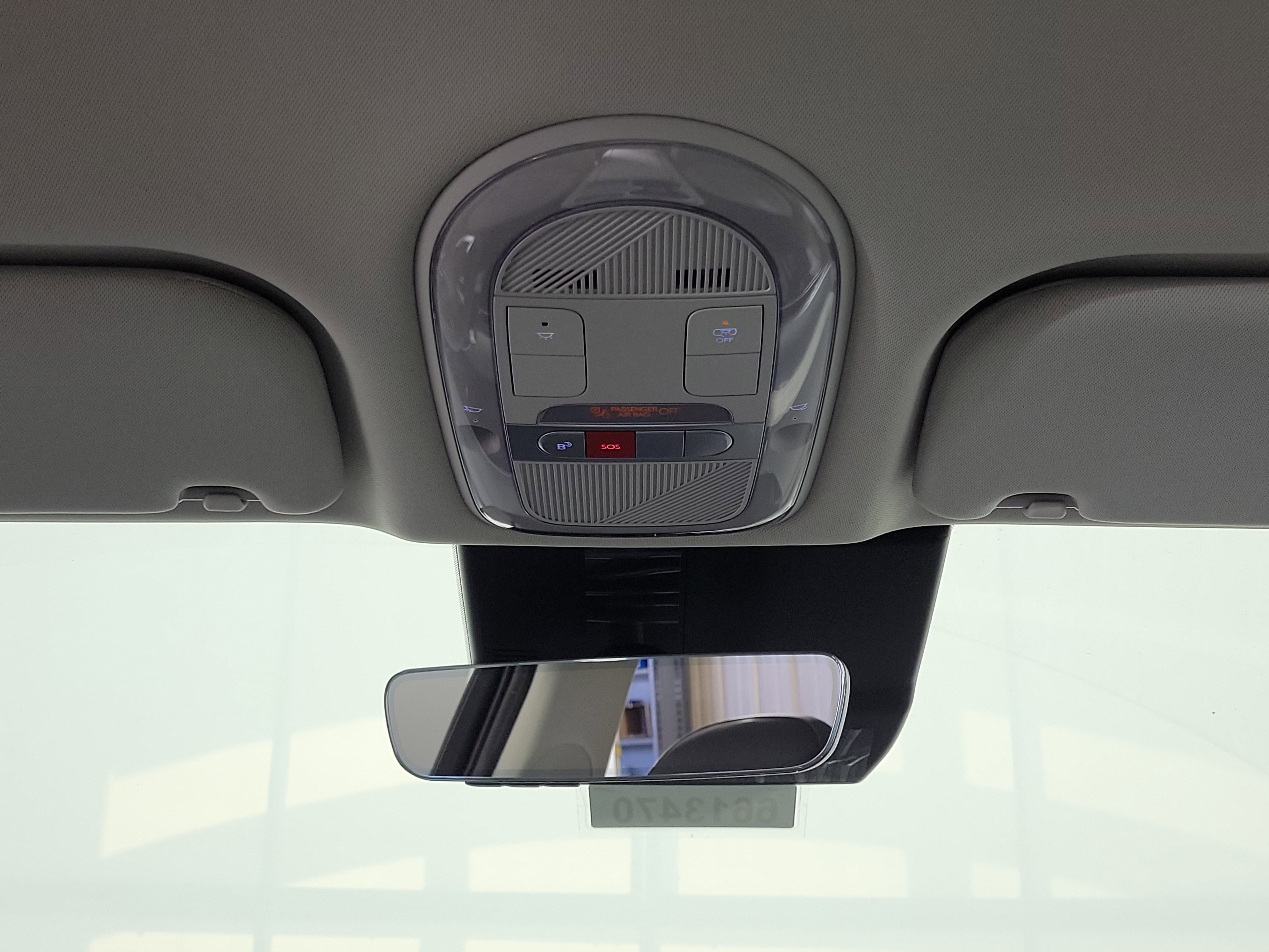 New 2026 Hyundai Ioniq 9 SEL image 8