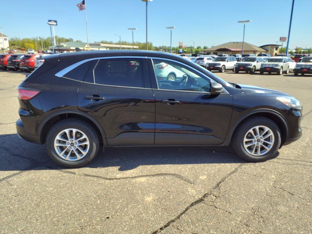 Certified 2022 Ford Escape SE image 7