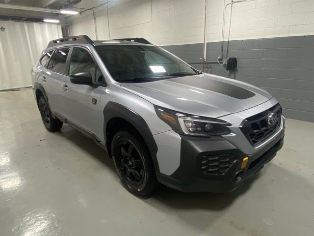 Used 2025 Subaru Outback Wilderness w/ Wilderness Package AWD/4WD image 4