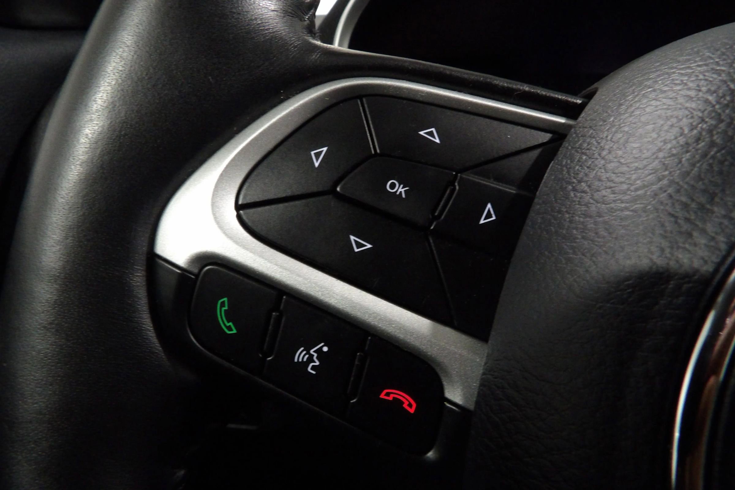 Used 2019 Jeep Compass Sport w/ Cold Weather Group image 19