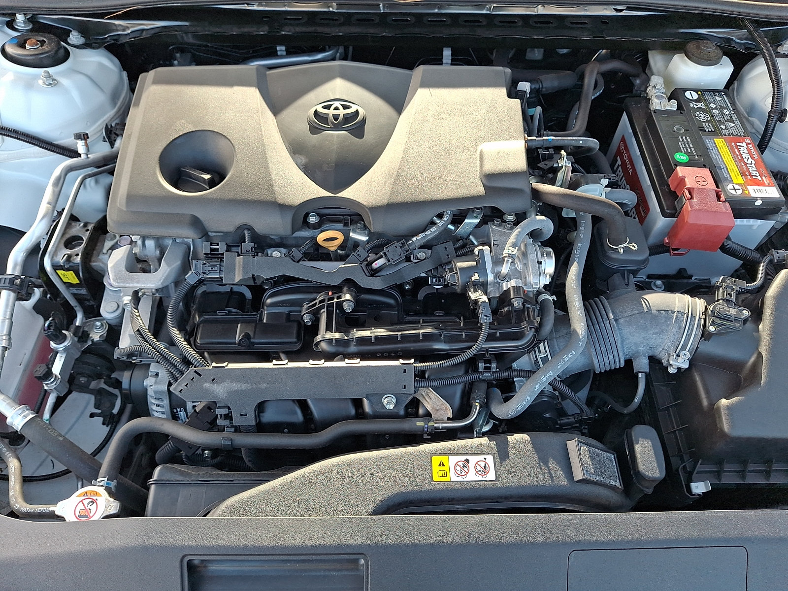 Used 2024 Toyota Camry SE FWD image 27