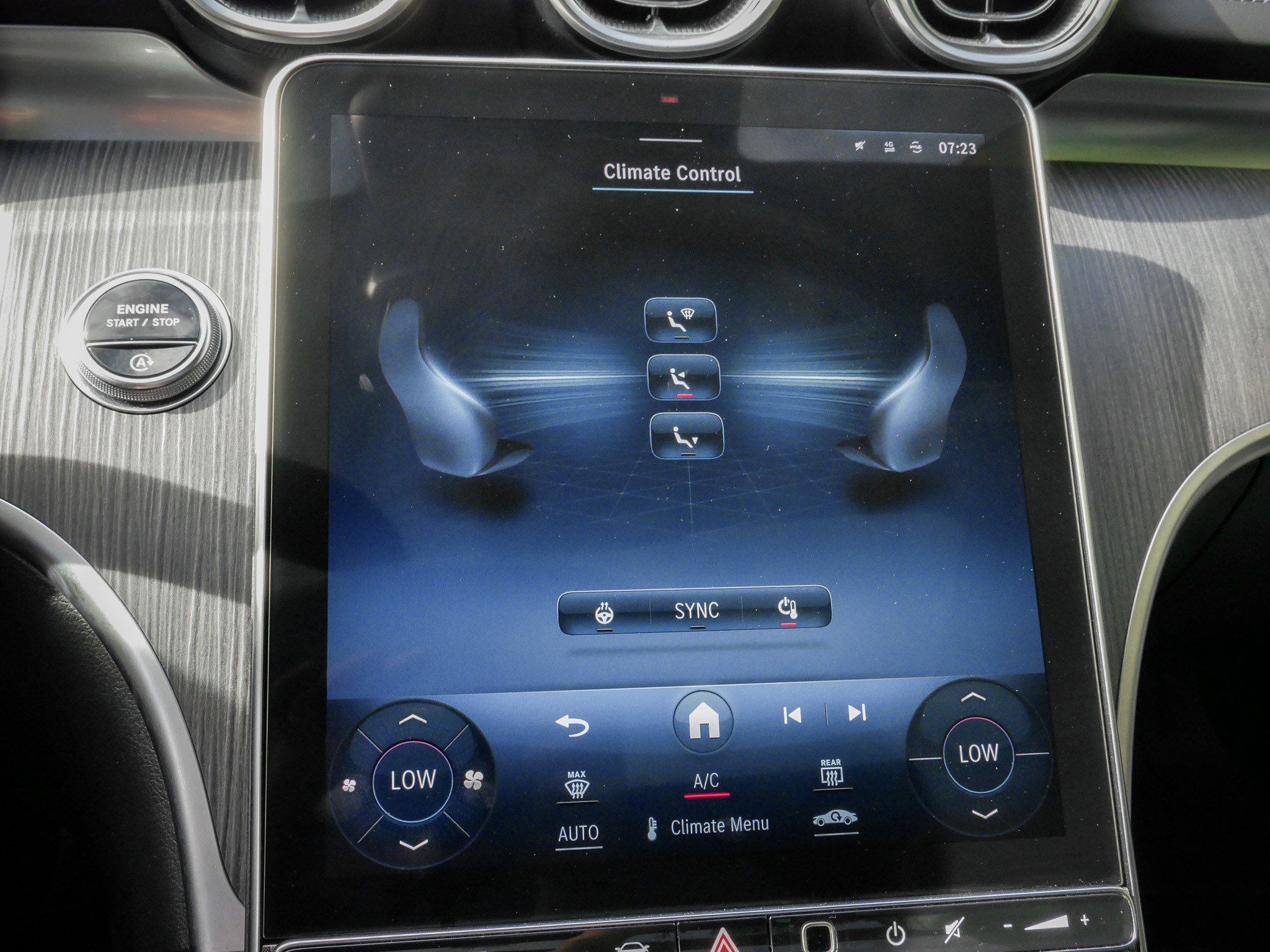 Used 2022 Mercedes-Benz C 300 4MATIC Sedan image 23