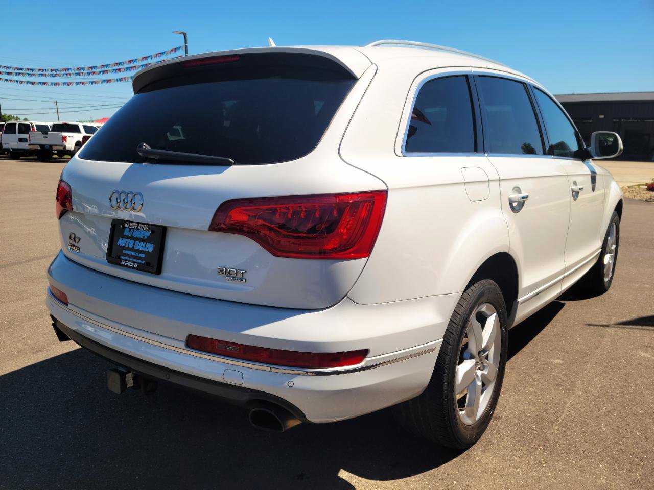 Used 2015 Audi Q7 3.0T Premium w/ Technology Package AWD/4WD image 4