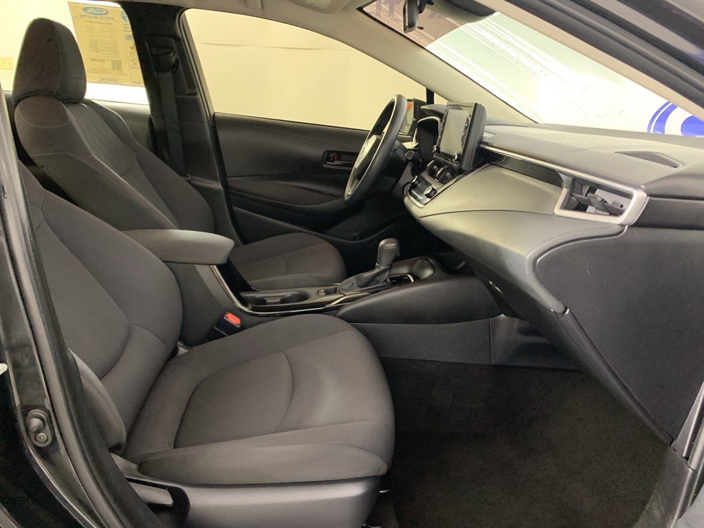 Used 2022 Toyota Corolla LE image 41