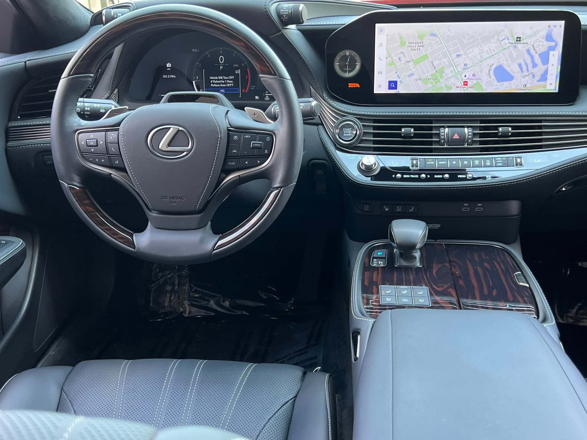 Used 2024 Lexus LS 500 AWD w/ Luxury Package image 19