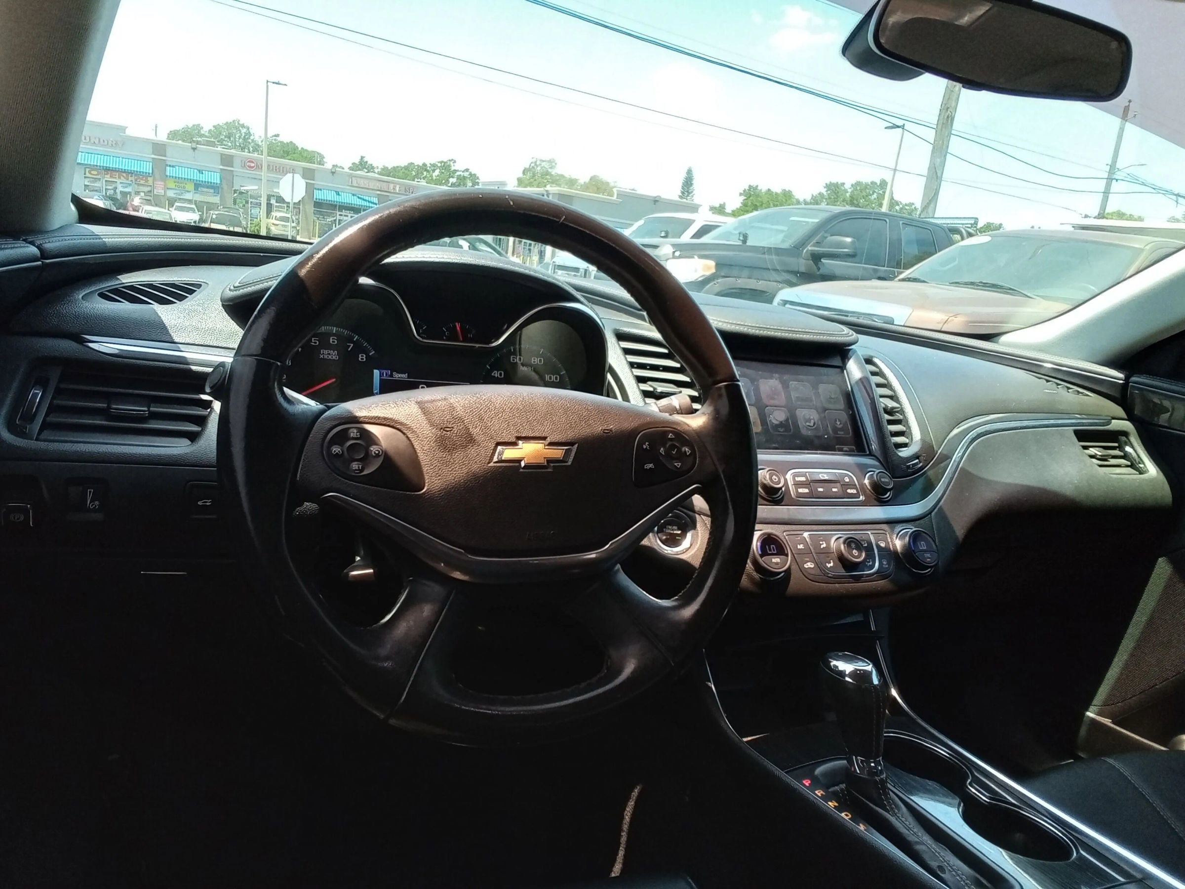 Used 2018 Chevrolet Impala LT image 15