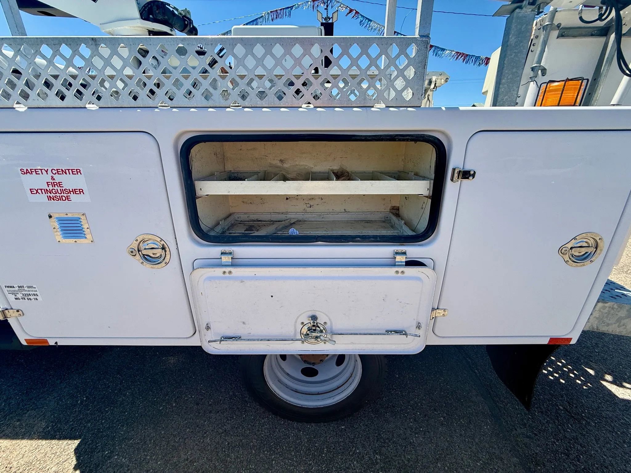 Used 2015 Ford F450 XL AWD/4WD image 16