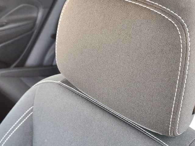 Used 2022 GMC Terrain SLE w/ Driver Convenience Package FWD image 15