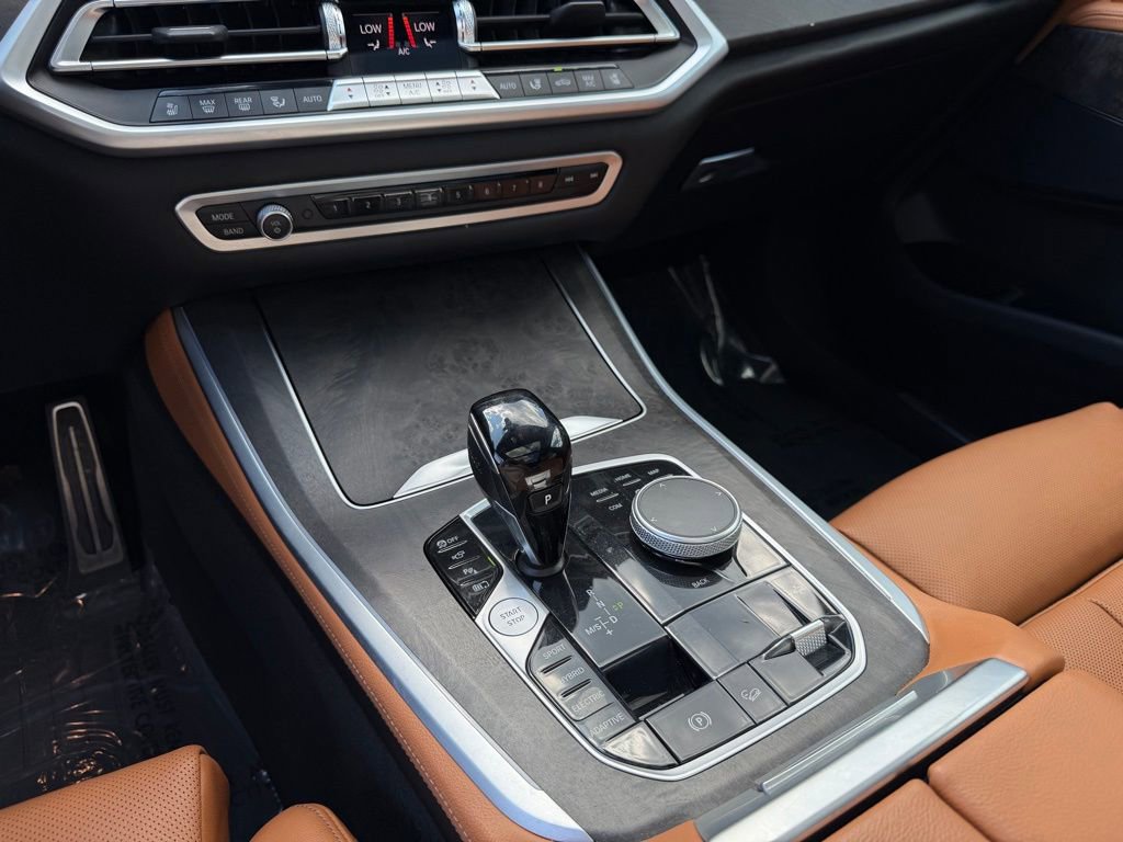 Used 2022 BMW X5 xDrive45e w/ M Sport Package AWD/4WD image 24