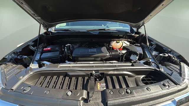 Certified 2025 Chevrolet Silverado 1500 LT w/ Z71 Off-Road Package image 32