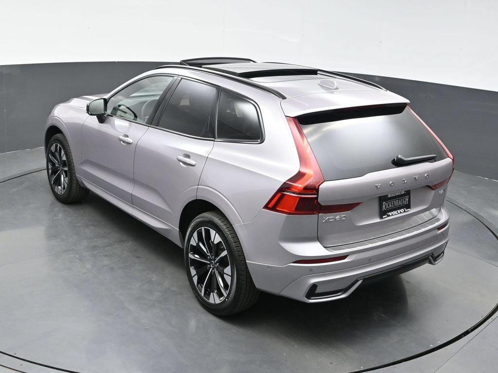 New 2026 Volvo XC60 B5 Plus w/ Climate Package PRO AWD/4WD image 34