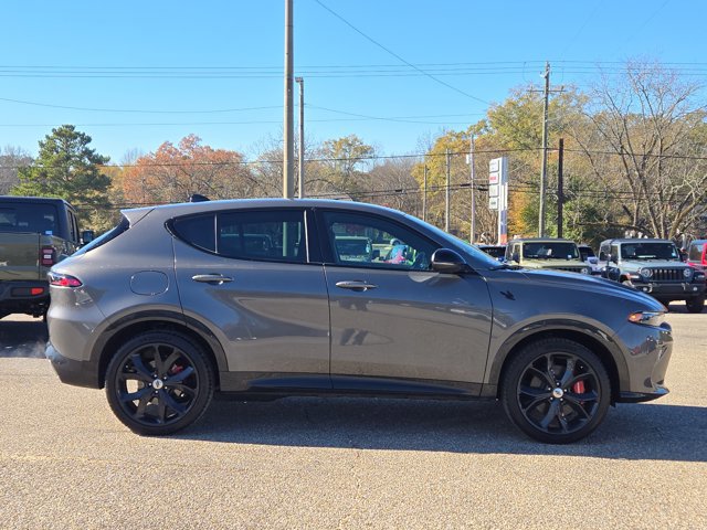 Used 2024 Dodge Hornet R/T image 5