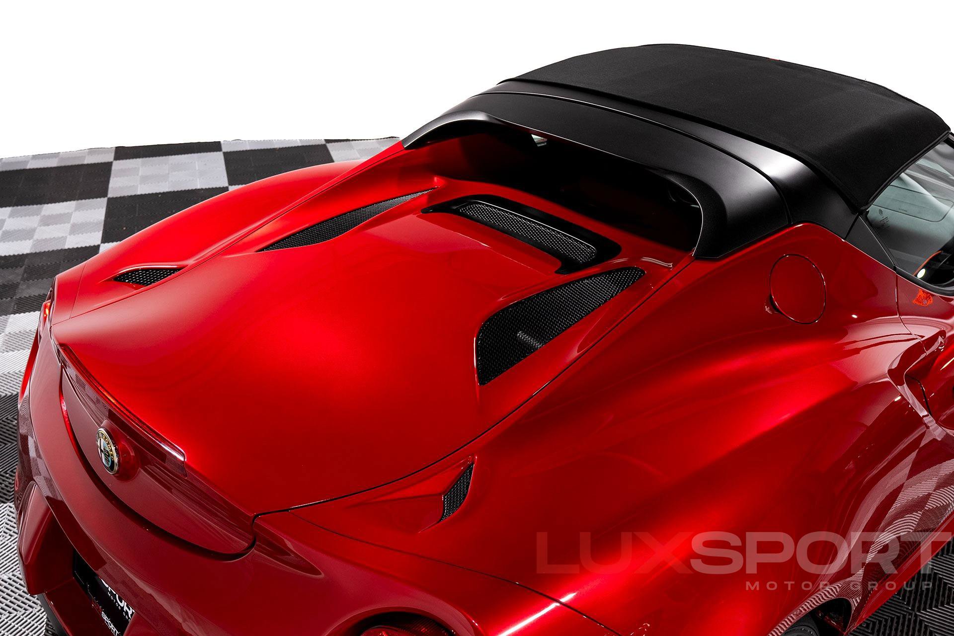 Used 2015 Alfa Romeo 4C Spider w/ Spider Track Package image 66