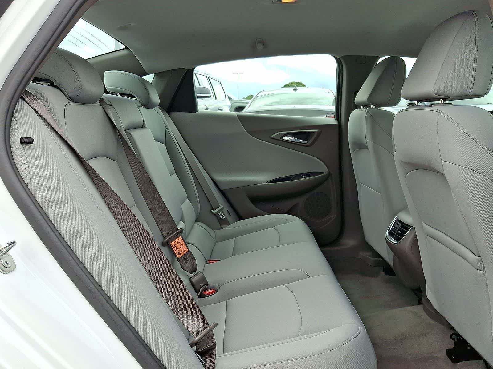 Used 2023 Chevrolet Malibu LT FWD image 31