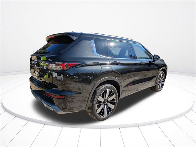 New 2025 Mitsubishi Outlander SEL image 4