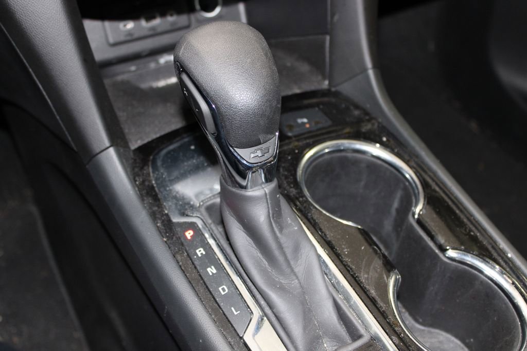 Used 2023 Chevrolet Equinox Premier FWD image 27