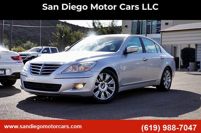Used 2011 Hyundai Genesis 3.8 w/ Premium Navigation Pkg 3