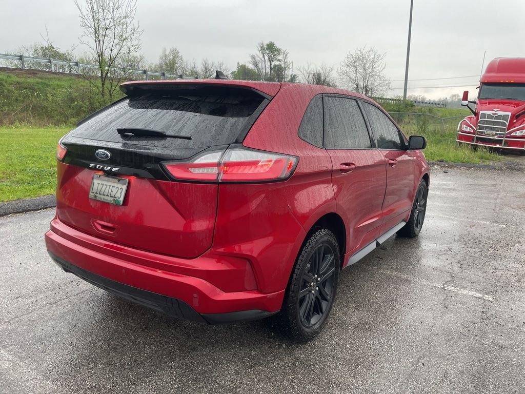 Used 2022 Ford Edge ST-Line AWD/4WD image 6