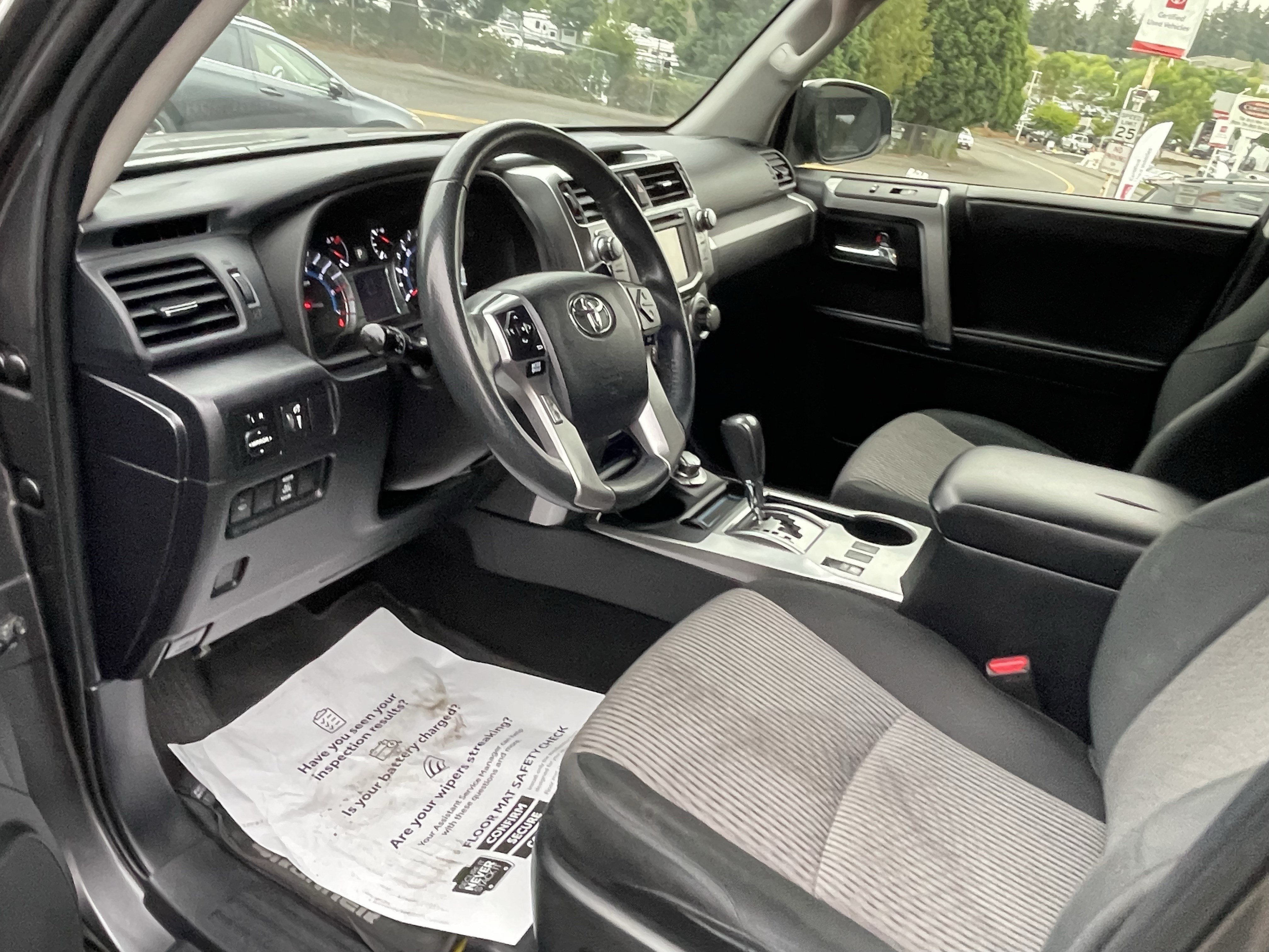 Certified 2019 Toyota 4Runner SR5 AWD/4WD image 11