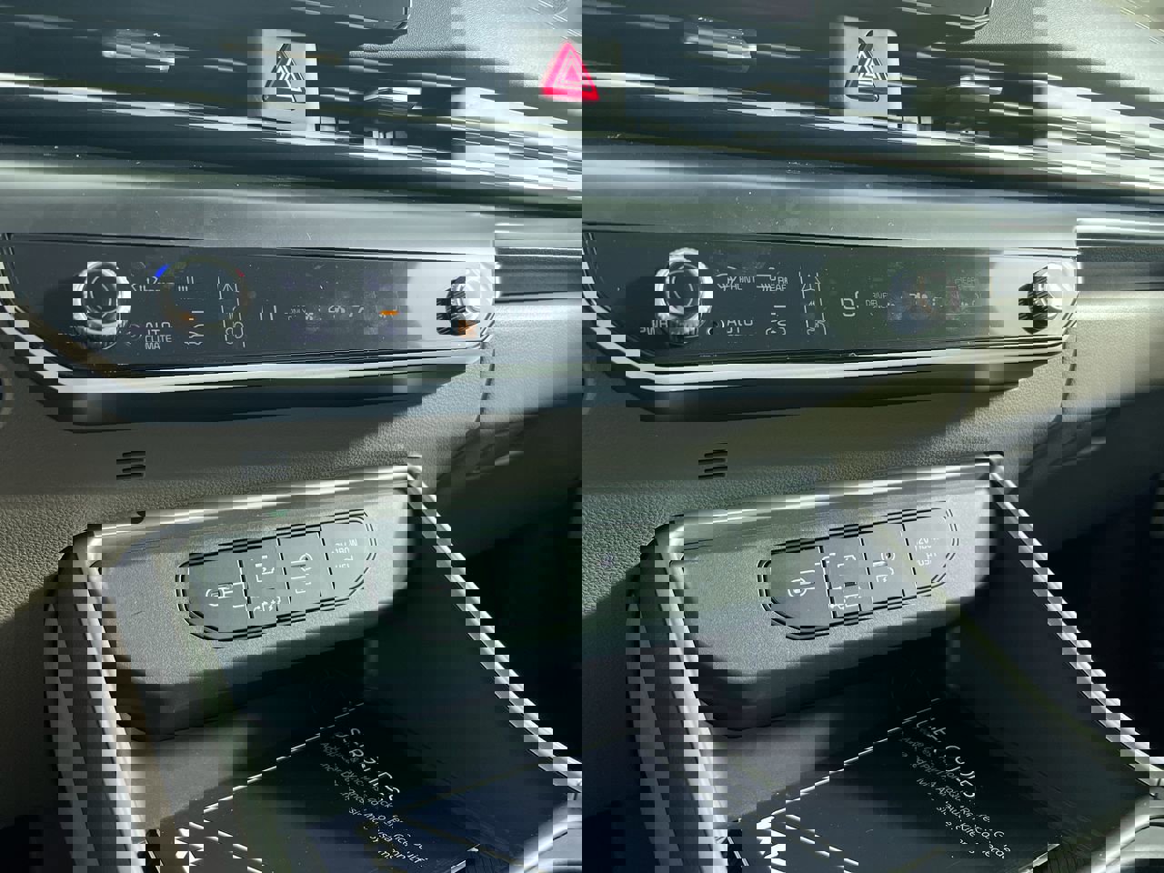 New 2026 Kia Carnival LXS image 25