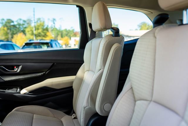Certified 2025 Subaru Ascent Premium image 16