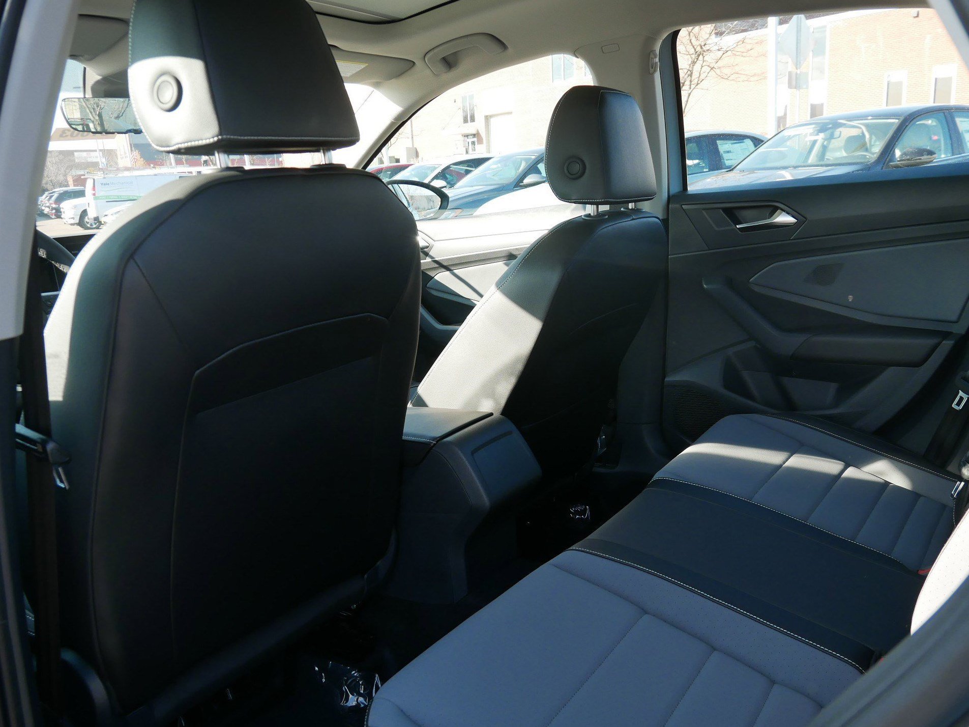 New 2026 Volkswagen Jetta SE FWD image 7