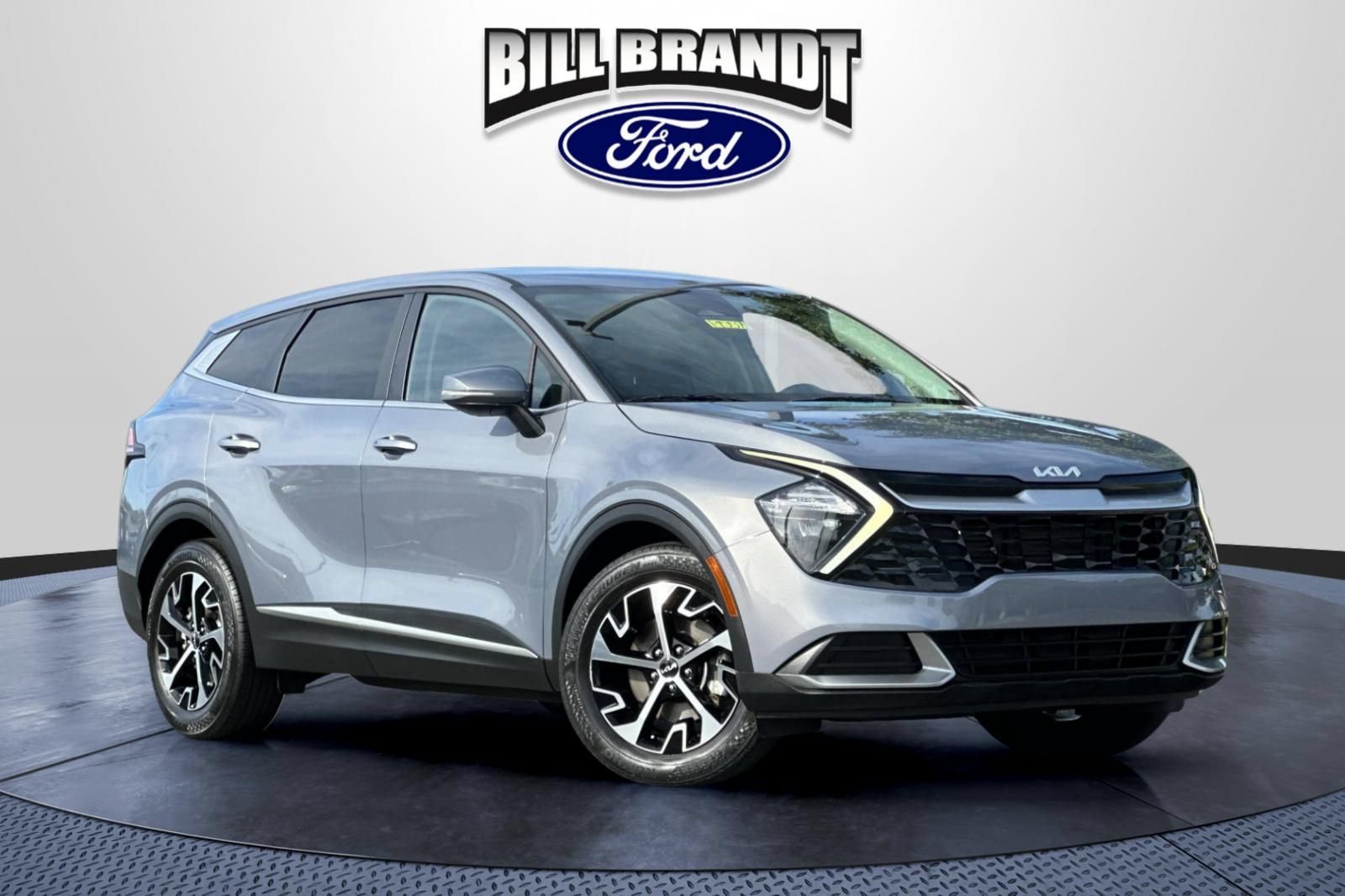 Used 2023 Kia Sportage EX FWD image 1