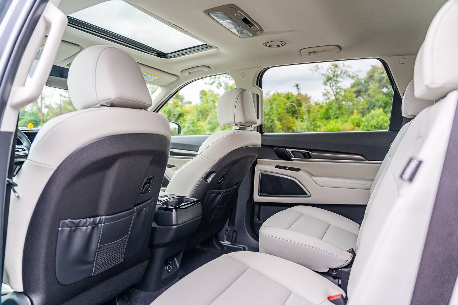 New 2025 Kia Telluride S image 13