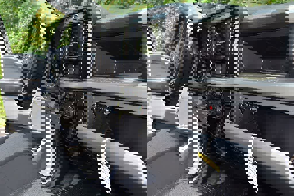 New 2025 Ford F350 XL w/ XL Chrome Package image 31