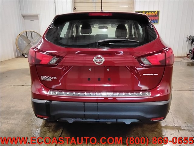 Used 2019 Nissan Rogue Sport S w/ Appearance Package FWD image 8