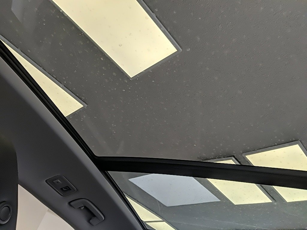 Used 2022 Volkswagen Taos SE w/ Panoramic Sunroof Package image 26