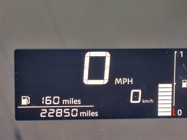 Certified 2025 Nissan Kicks SV w/ Charging Package FWD image 17