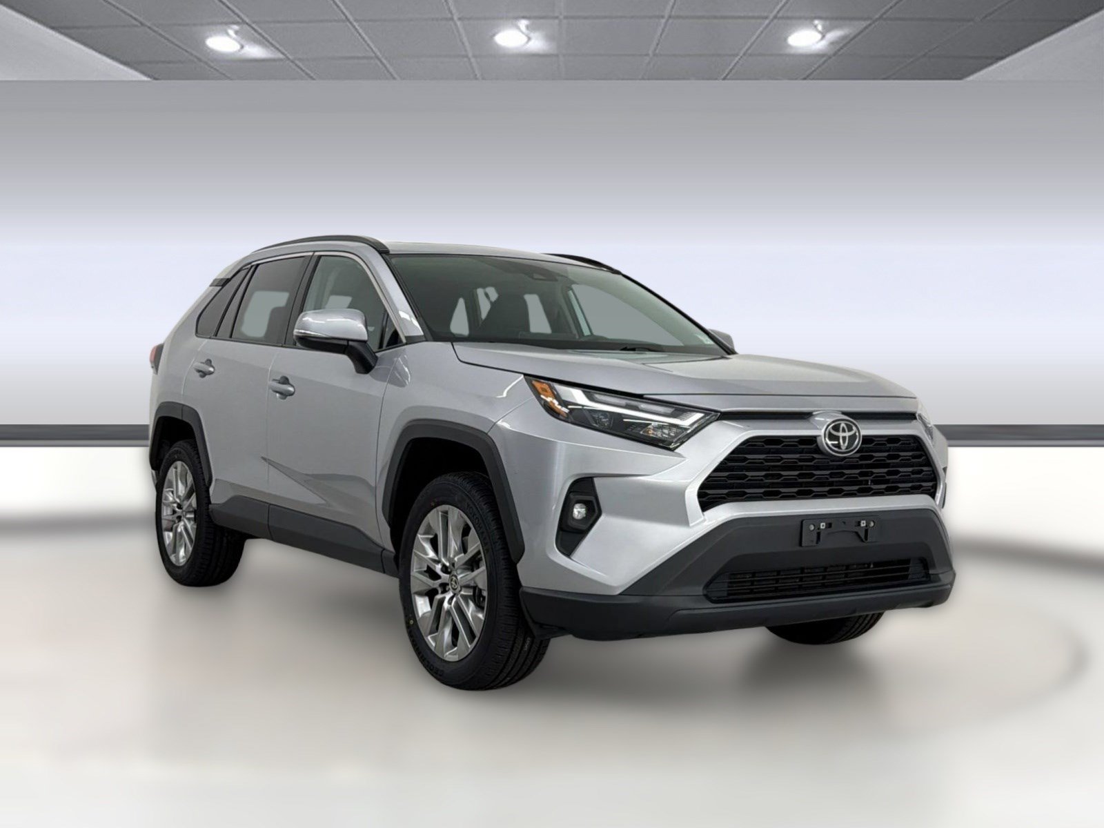Used 2023 Toyota RAV4 XLE Premium AWD/4WD image 7