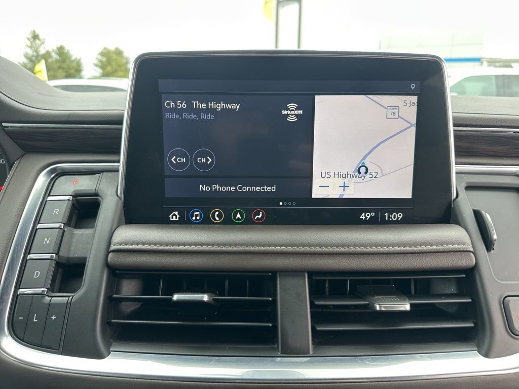 Used 2021 Chevrolet Tahoe Z71 w/ Z71 Off-Road Package image 8