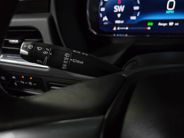 Used 2023 Chevrolet Tahoe LT image 23