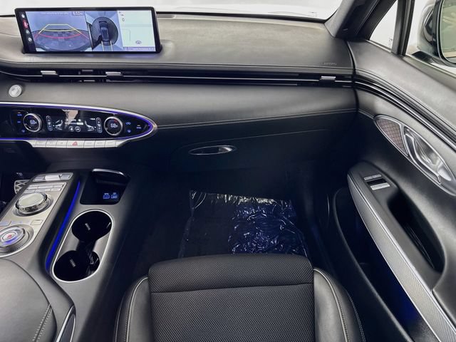 Used 2024 Genesis GV70 2.5T w/ Sport Prestige Package AWD/4WD image 43