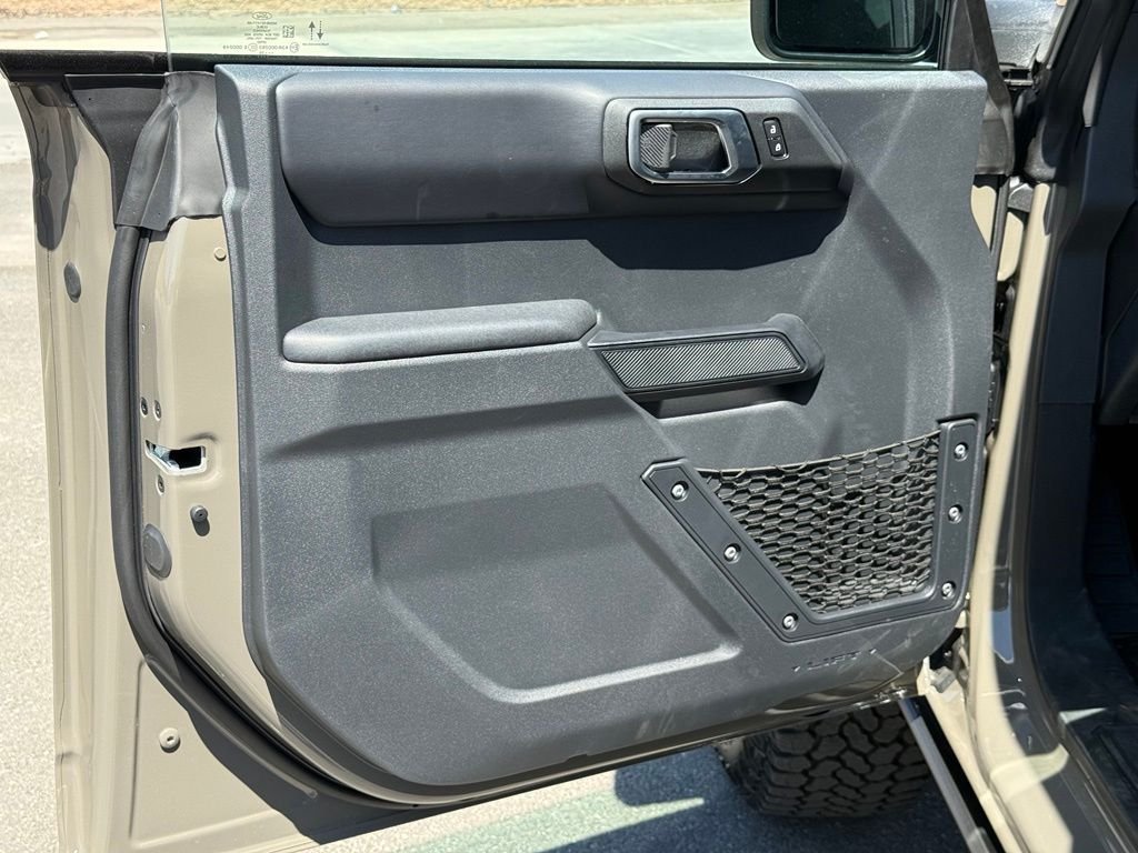 New 2026 Ford Bronco Badlands AWD/4WD image 15