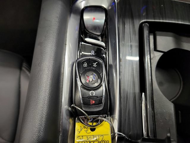 Used 2023 Buick Enclave Essence AWD/4WD image 43