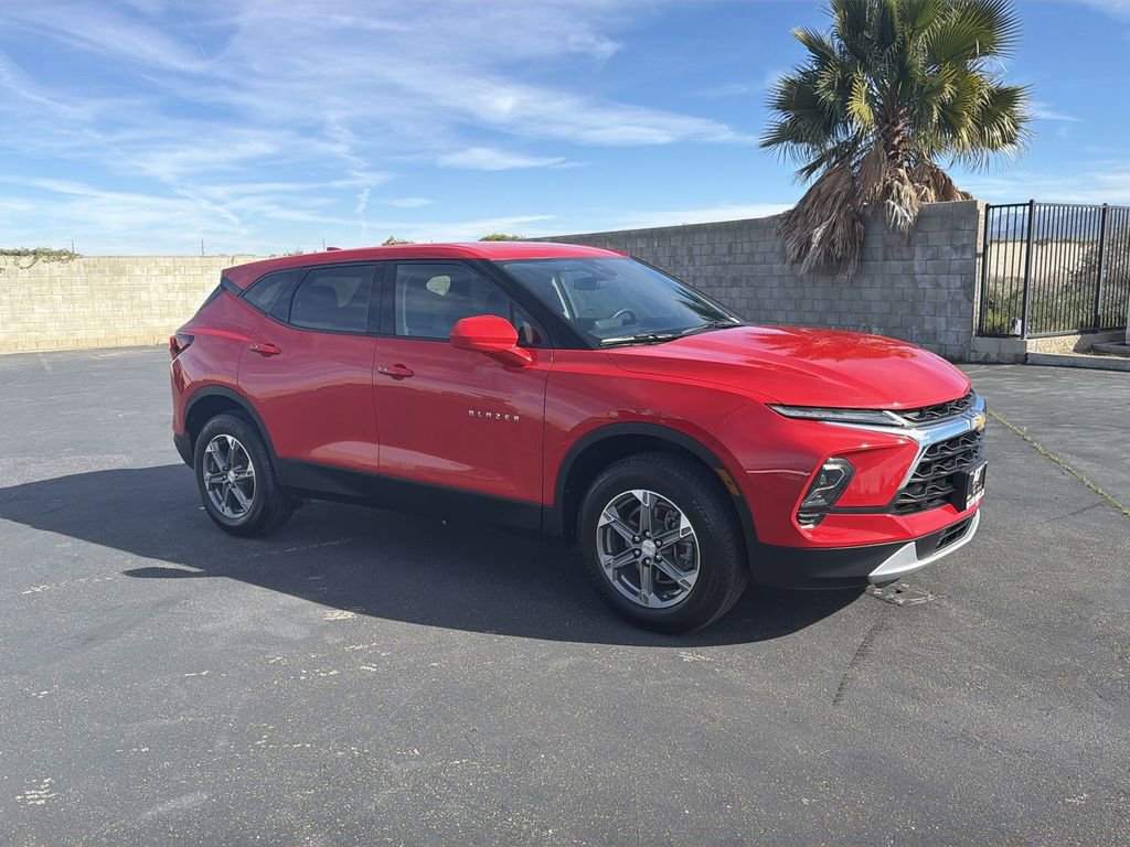 Used 2023 Chevrolet Blazer LT image 39