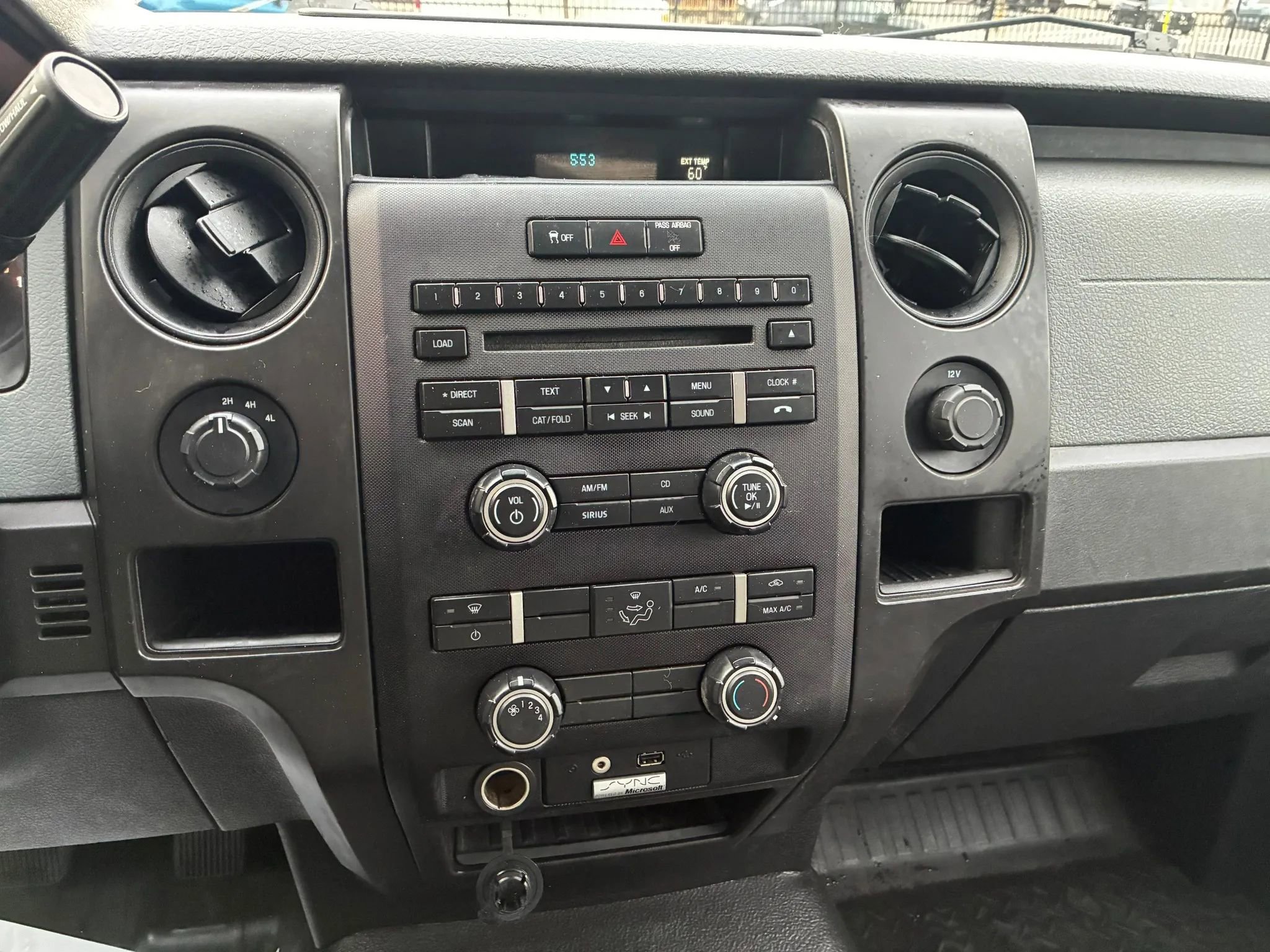 Used 2013 Ford F150 STX w/ Mid Equipment Group AWD/4WD image 20