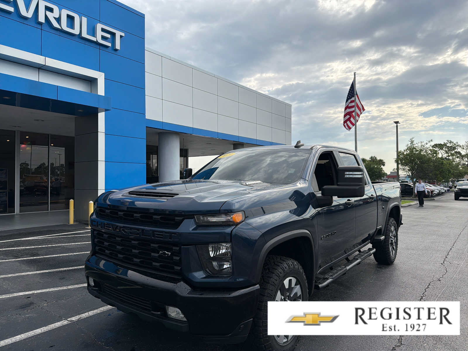 Used 2021 Chevrolet Silverado 2500 Custom w/ Custom Value Package AWD/4WD image 1