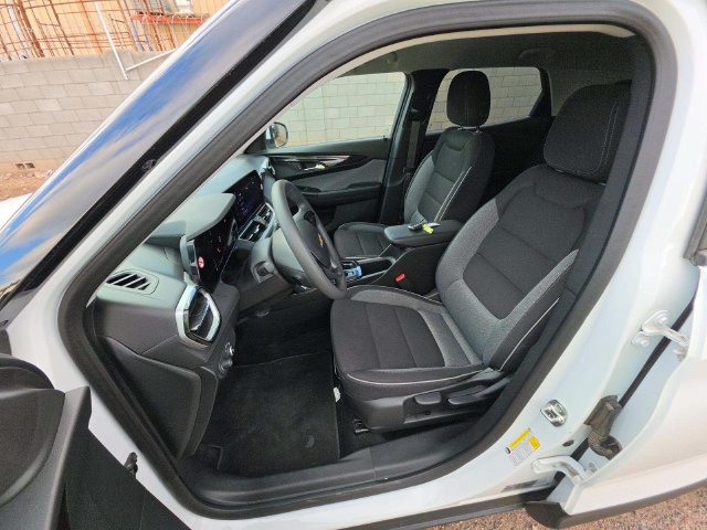 Used 2026 Chevrolet TrailBlazer LT AWD/4WD image 6