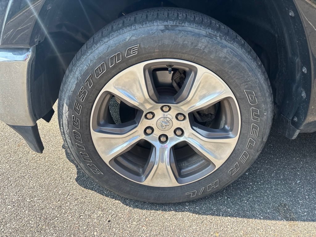 Used 2021 RAM 1500 Laramie AWD/4WD image 12