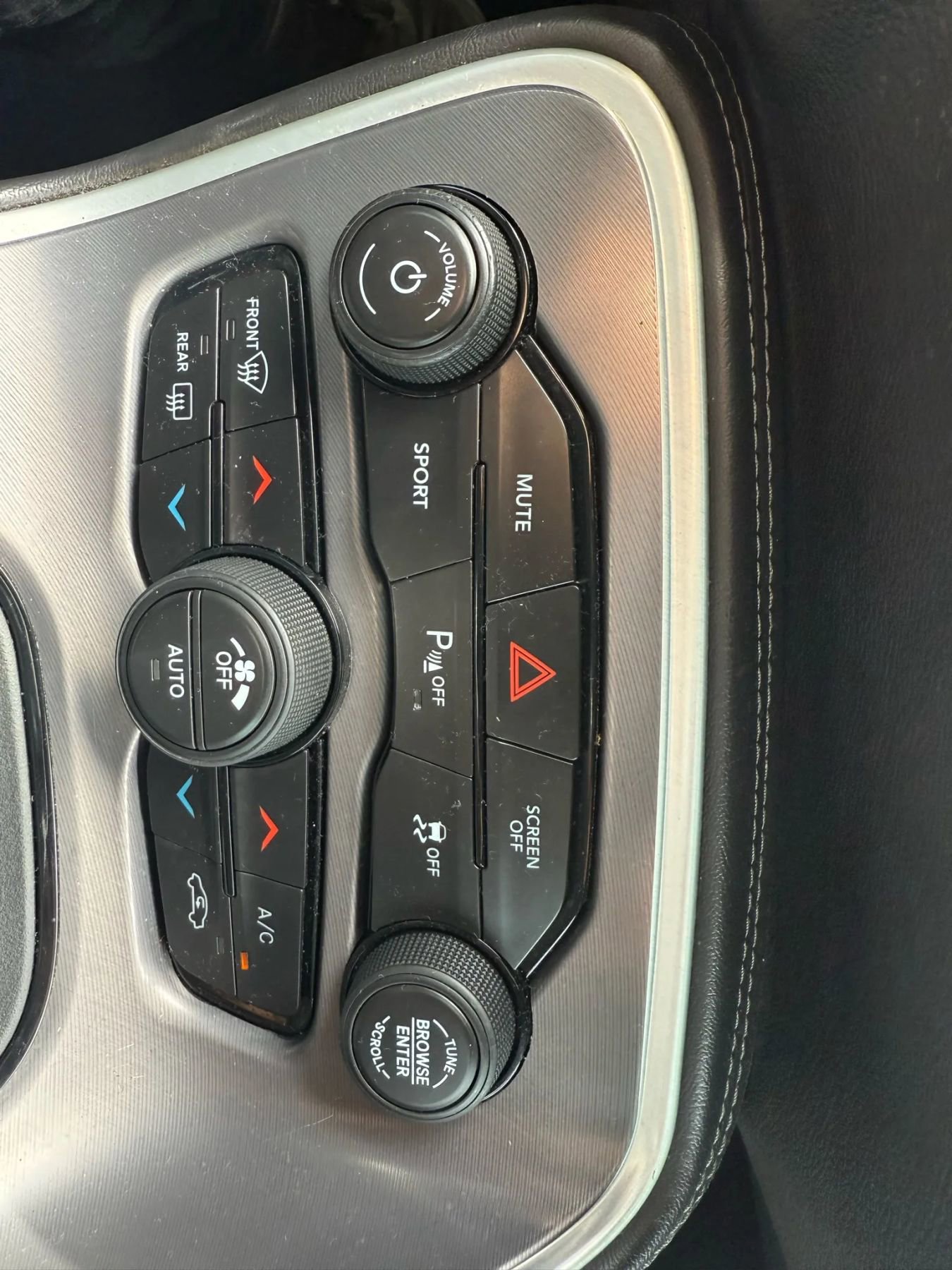 Used 2020 Dodge Challenger R/T image 24