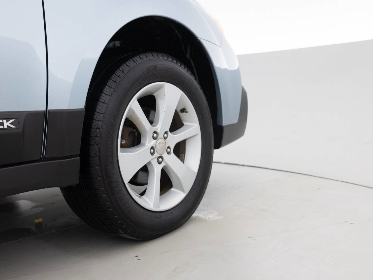Used 2014 Subaru Outback 2.5i Premium AWD/4WD image 18
