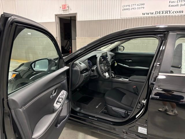 New 2025 Nissan Sentra SV w/ All-Weather Package image 10