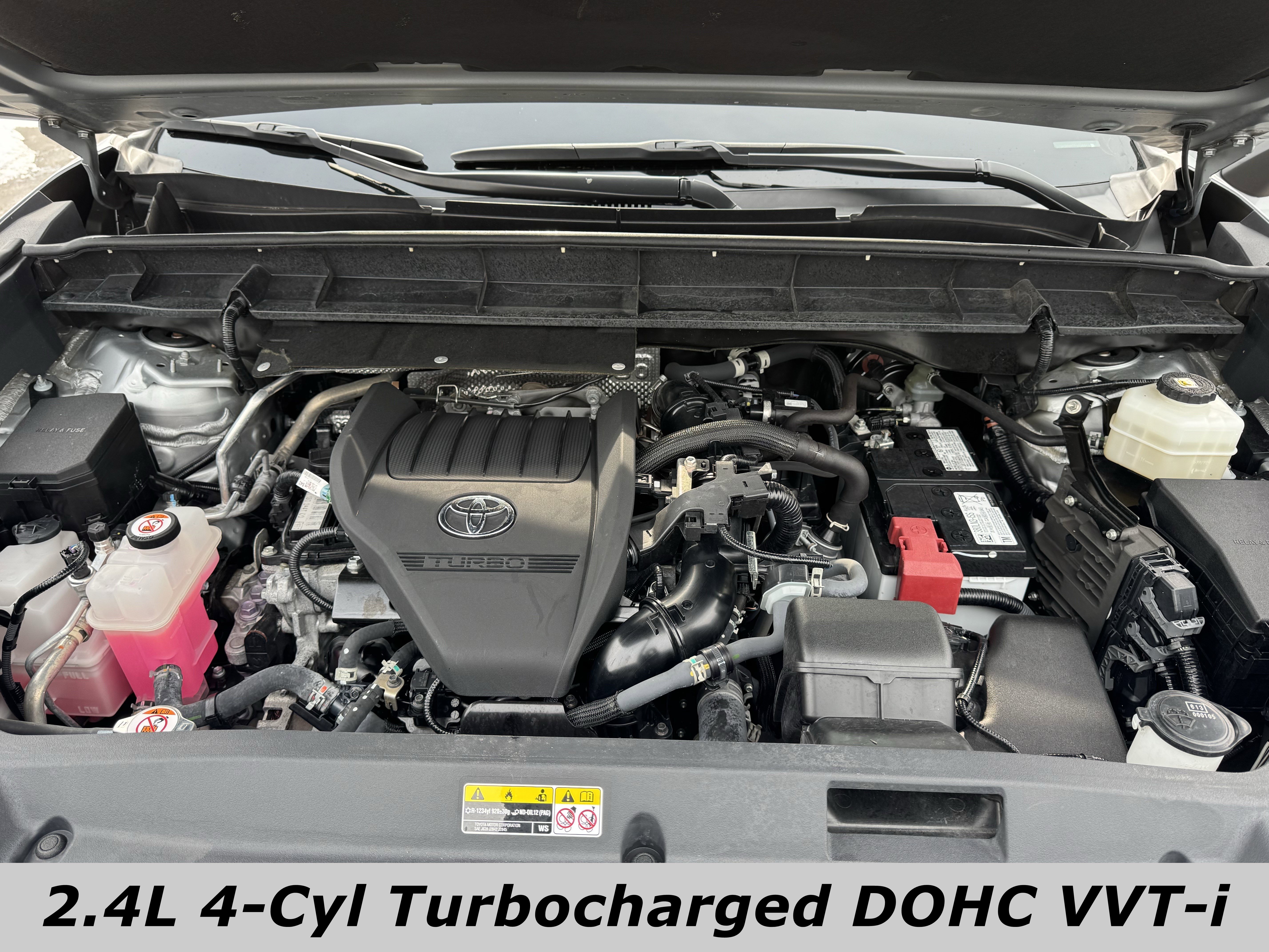 Used 2023 Toyota Highlander L image 11