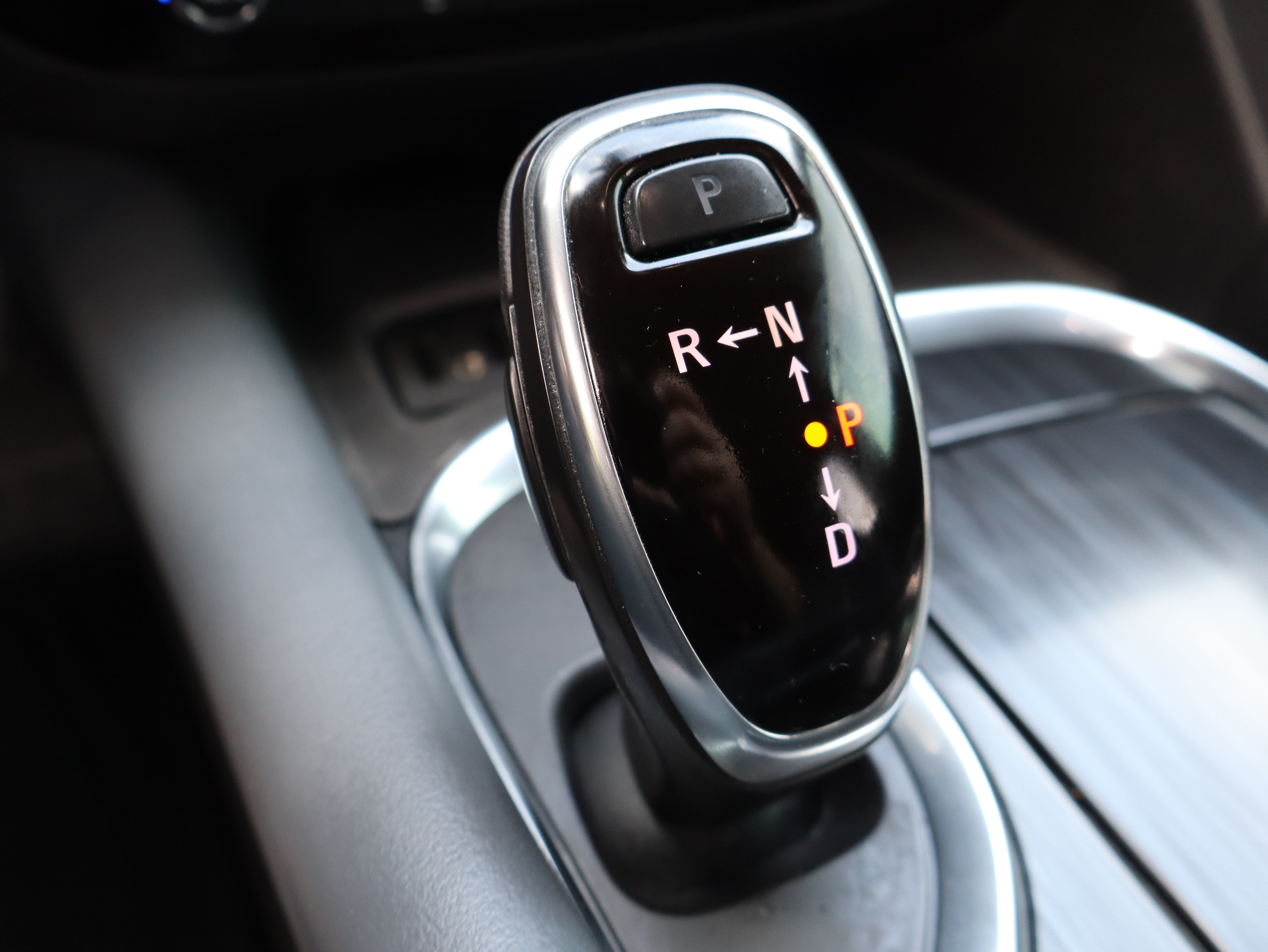 Used 2019 Buick Enclave Essence FWD image 42