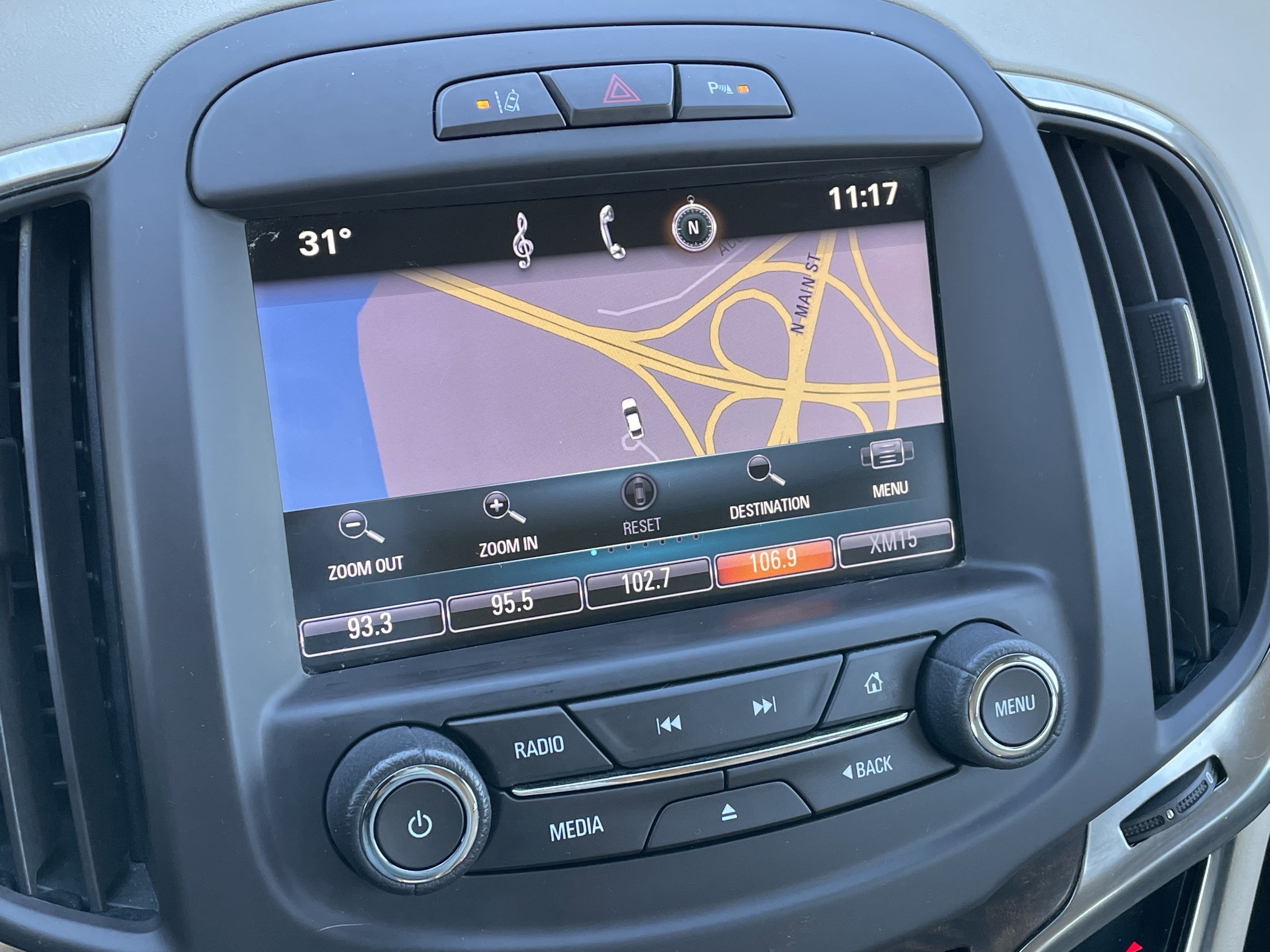 Used 2014 Buick LaCrosse Leather w/ Driver Confidence Package image 28