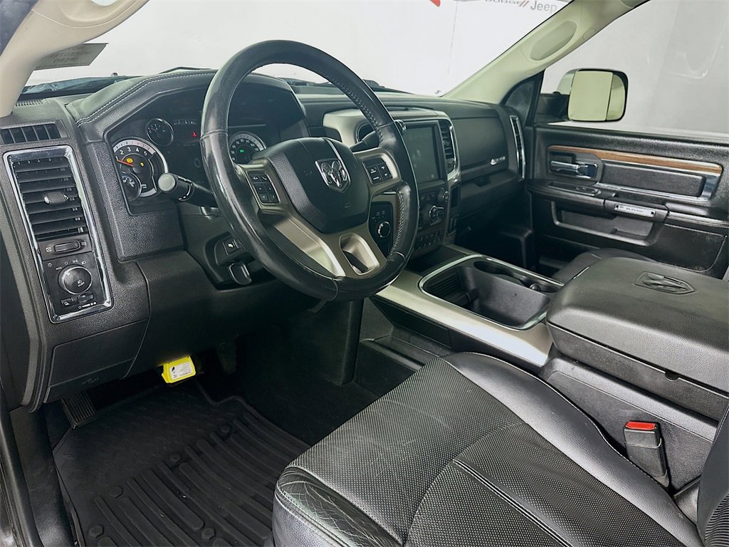 Used 2018 RAM 3500 Laramie image 30